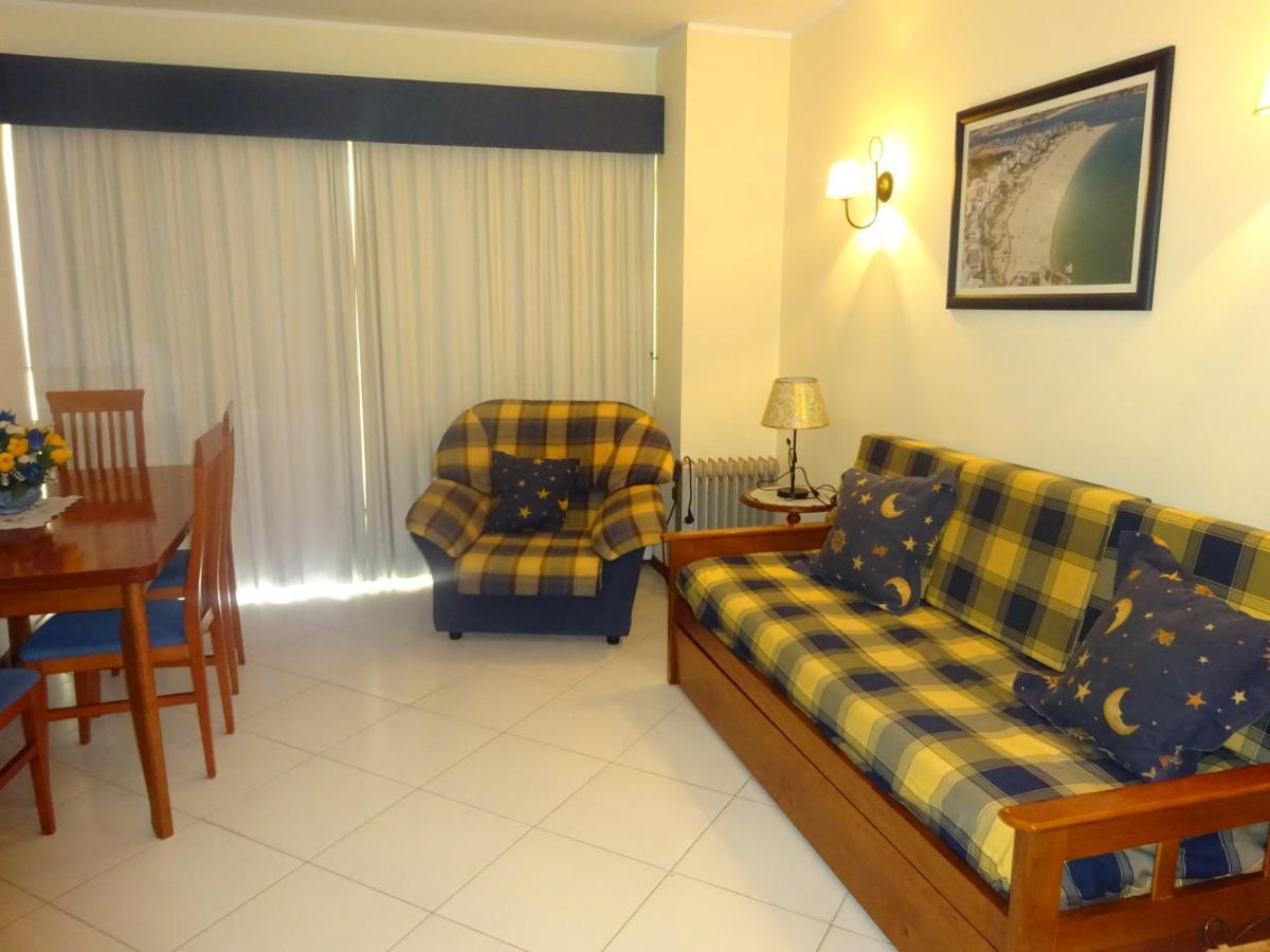 Apartamento T1 Com Piscina E Vista Mar - Praia Da Rocha Portimão Exteriör bild